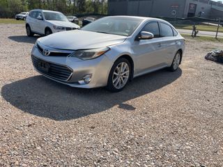 2014 Toyota Avalon Limited - Exterior Front Left Corner Image